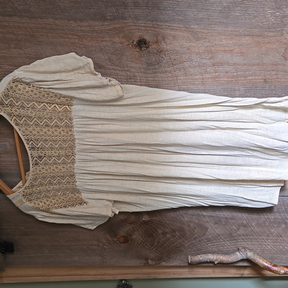 Knox Rose Ivory Lace Trim Top - Picture 2 of 4